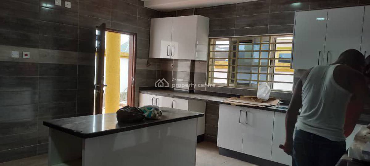 Executive Newly Built 4 Bedroom, Ogbojo, Adenta Municipal, Accra, Townhouse for Sale