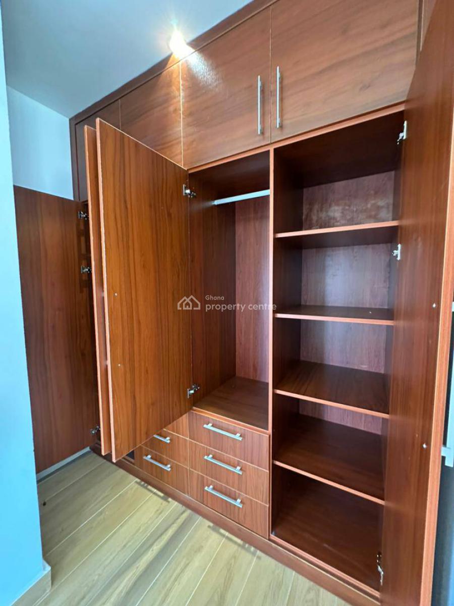 Executive Newly Built 5-bedroom, North Legon, Accra, Townhouse for Sale