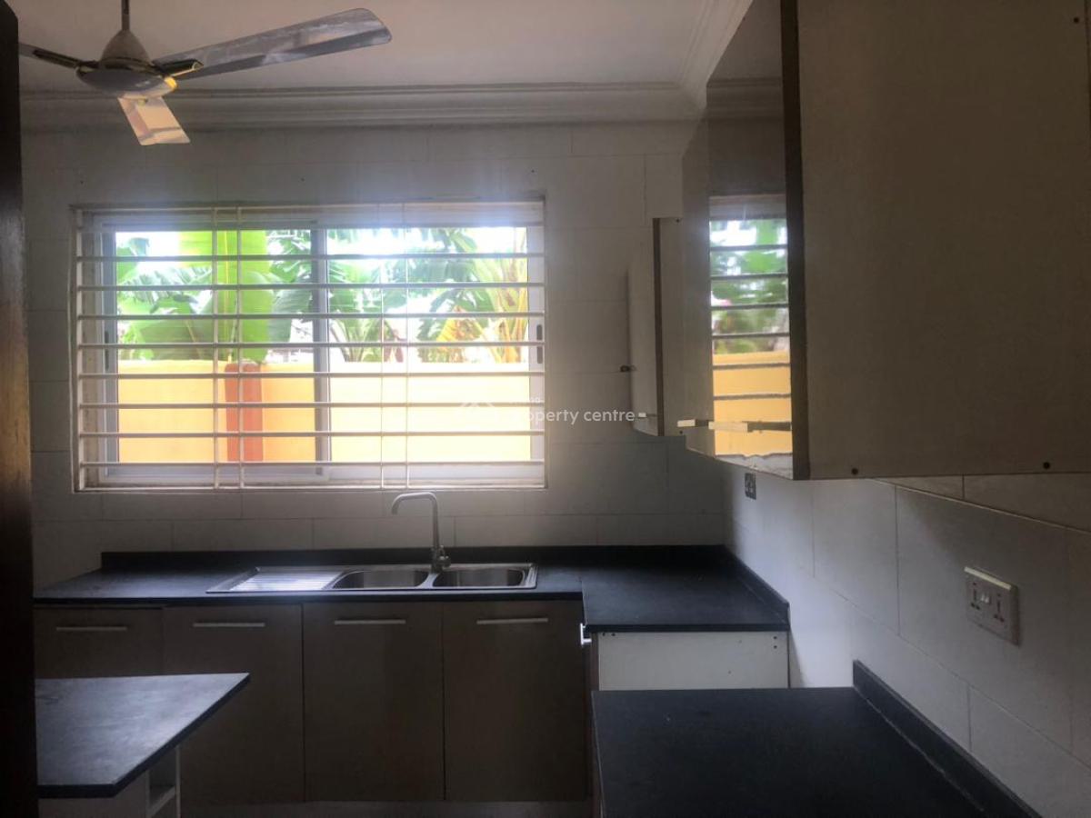 4 Bedrooms at Pokuase Ayawaso, Ayawaso Area, Pokuase (pokoasi), Ga West Municipal, Accra, Detached Duplex for Rent