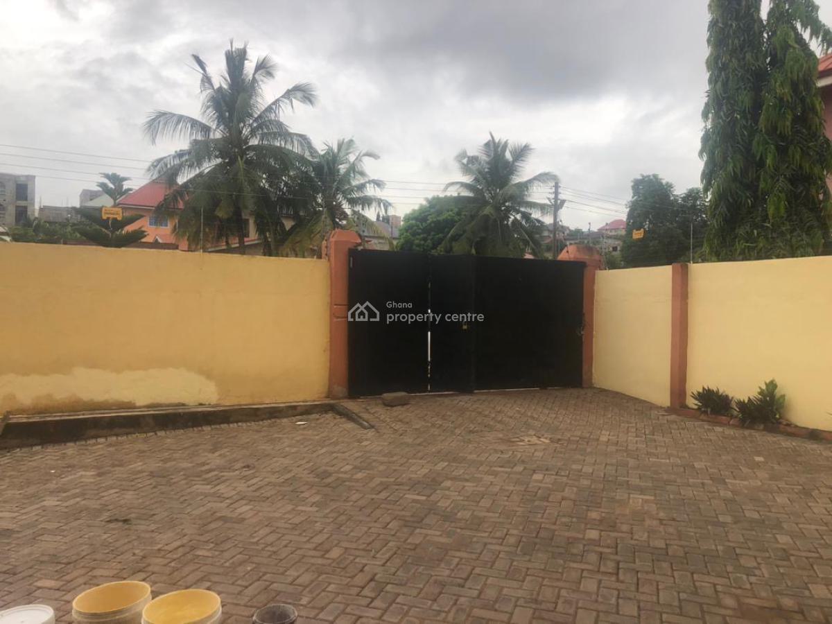 4 Bedrooms at Pokuase Ayawaso, Ayawaso Area, Pokuase (pokoasi), Ga West Municipal, Accra, Detached Duplex for Rent
