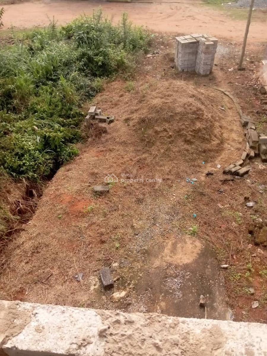 Uncompleted 4 Bedrooms at Acp, Franko Estate Acp, Ga East Municipal, Accra, Detached Duplex for Sale