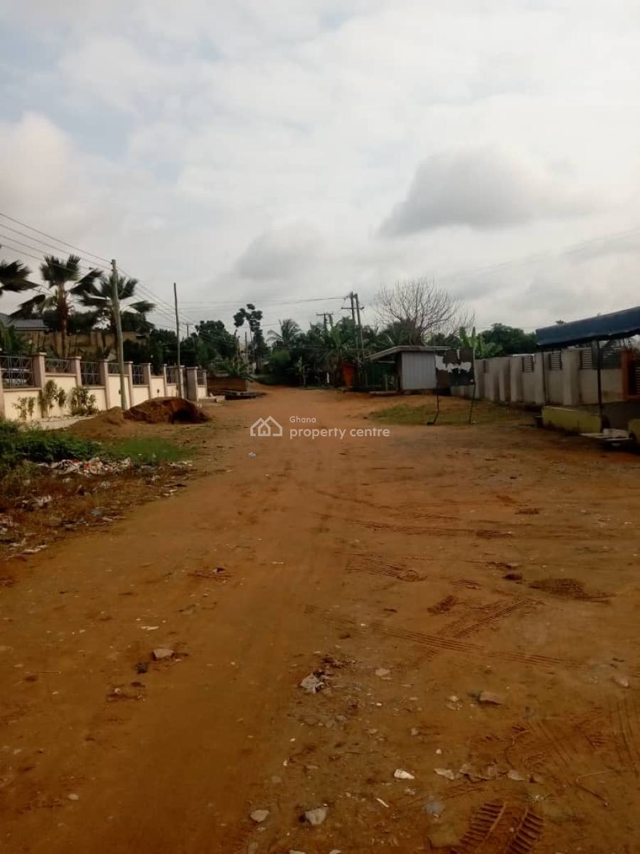 Uncompleted 4 Bedrooms at Acp, Franko Estate Acp, Ga East Municipal, Accra, Detached Duplex for Sale