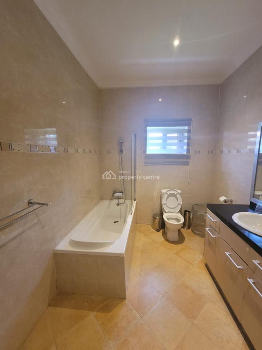 Incredible 3 Bedroom Apartment Available, Osu, Accra, Apartment for Rent