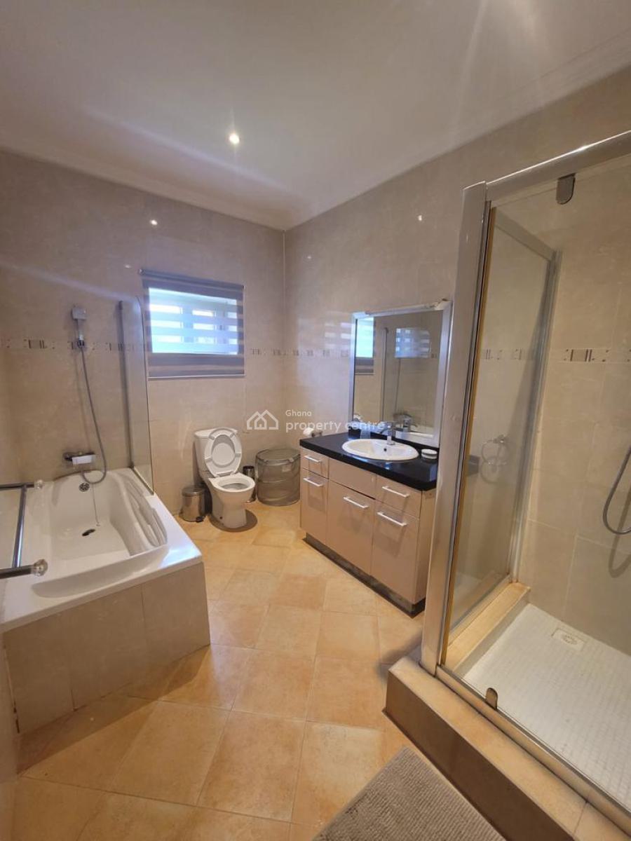 Incredible 3 Bedroom Apartment Available, Osu, Accra, Apartment for Rent