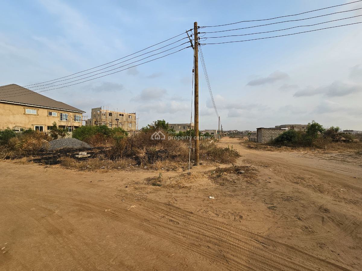Well-located, Well-priced--- Tema Community 25, Community 25 Mall, Community 25, Tema, Accra, Mixed-use Land for Sale
