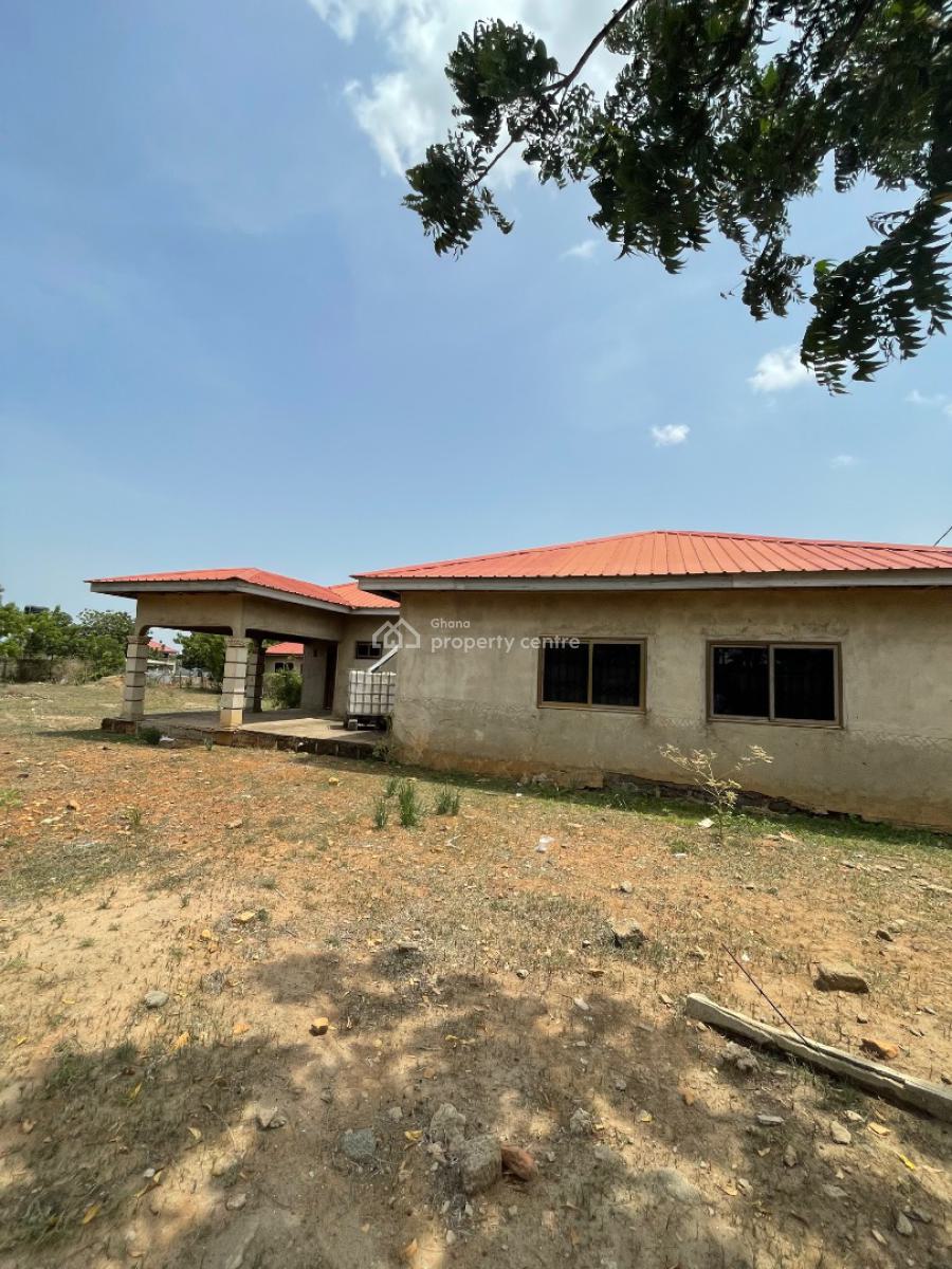 4 Bedroom on 6 Plots, Dawhenya Abbey, Accra Metropolitan, Accra, Detached Duplex for Sale