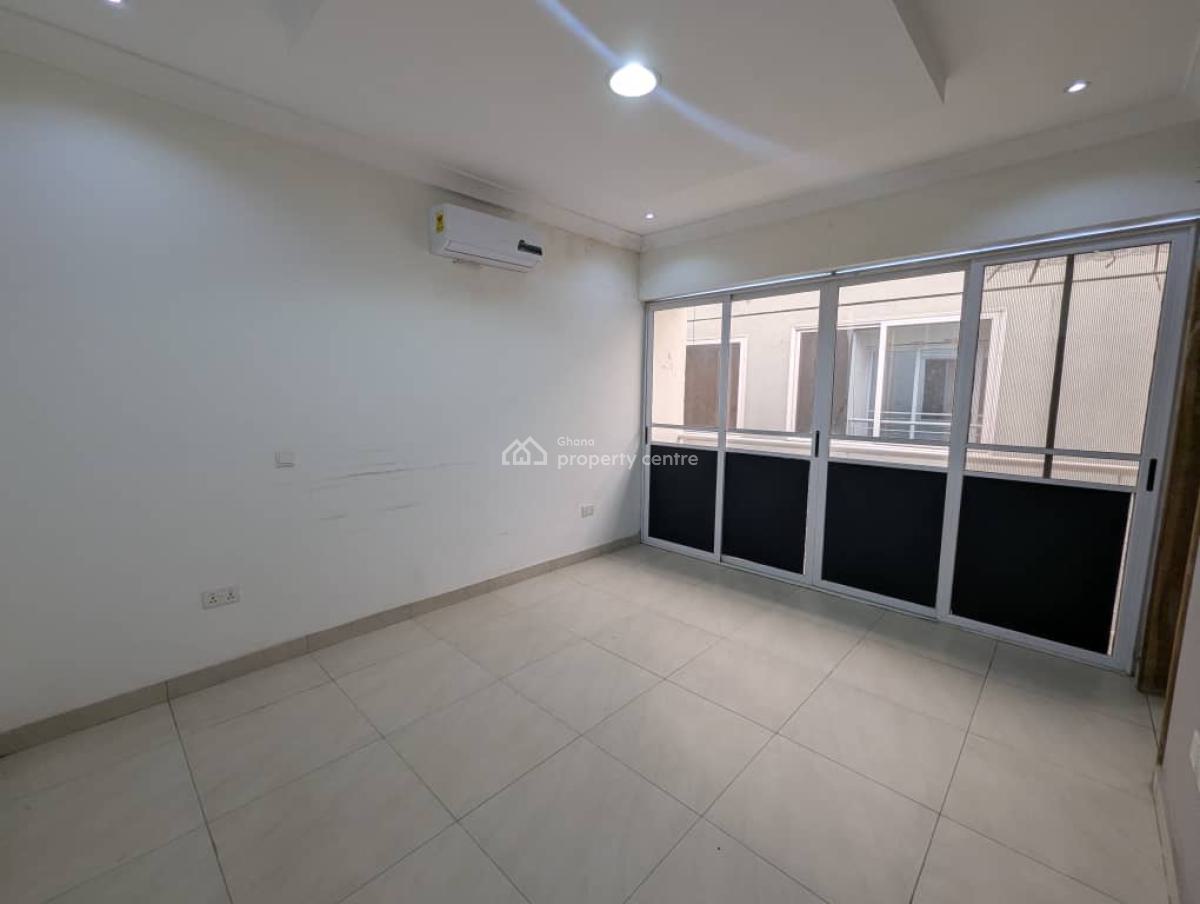 3 Bedrooms at Tesano, Around Mizpah School, Tesano, Accra, Detached Duplex for Rent