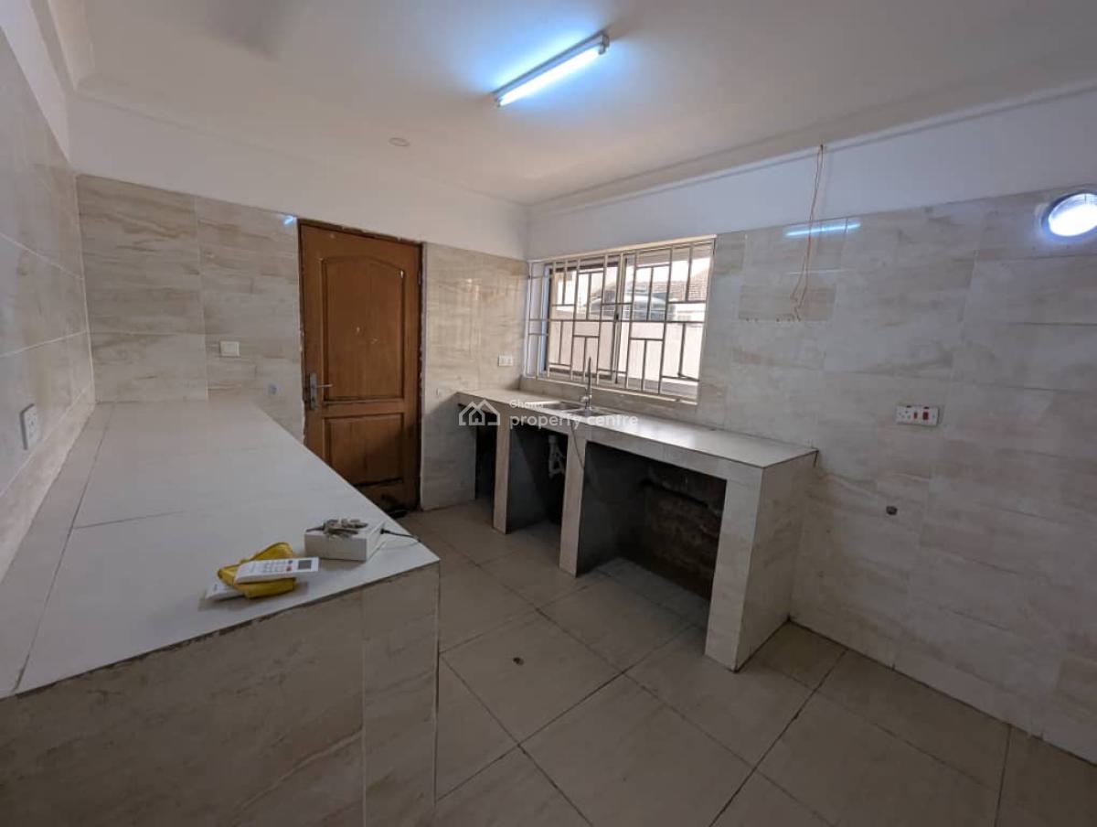 3 Bedrooms at Tesano, Around Mizpah School, Tesano, Accra, Detached Duplex for Rent