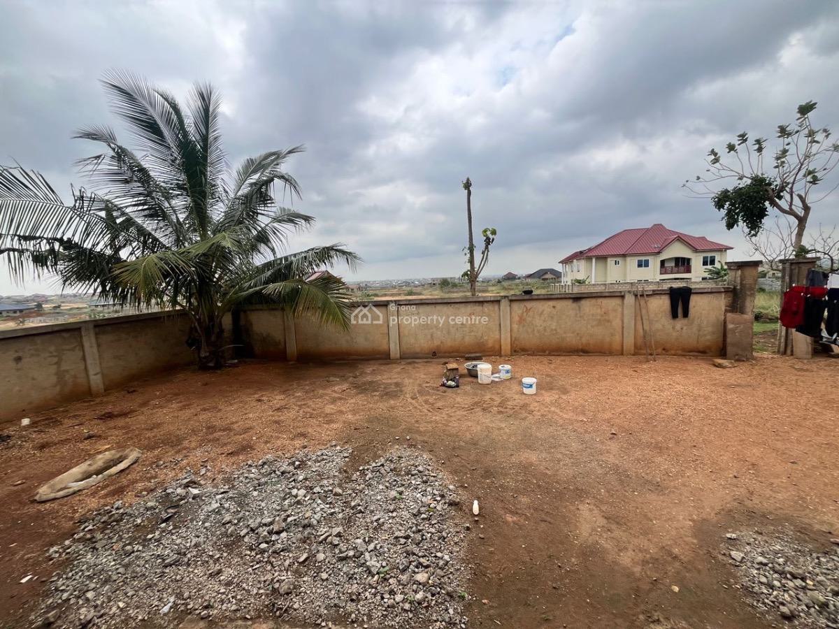 8 Bedroom House, Malejor -adenta Area, Accra Metropolitan, Accra, Detached Duplex for Sale