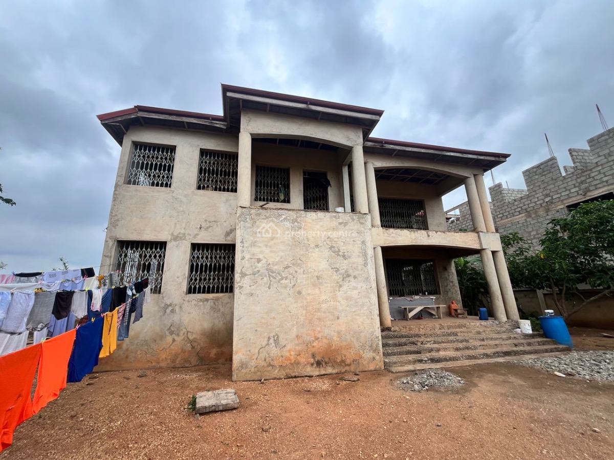8 Bedroom House, Malejor -adenta Area, Accra Metropolitan, Accra, Detached Duplex for Sale
