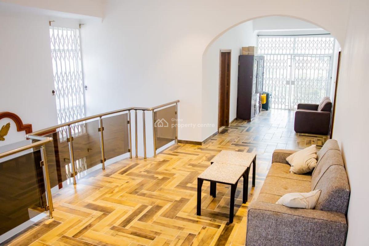 8 Bedroom House, Oyarifa, Accra Metropolitan, Accra, Detached Duplex for Sale