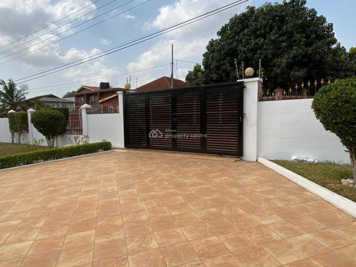 Executive 6 Bedroom, East Airport, Airport Residential Area, Accra, House for Sale