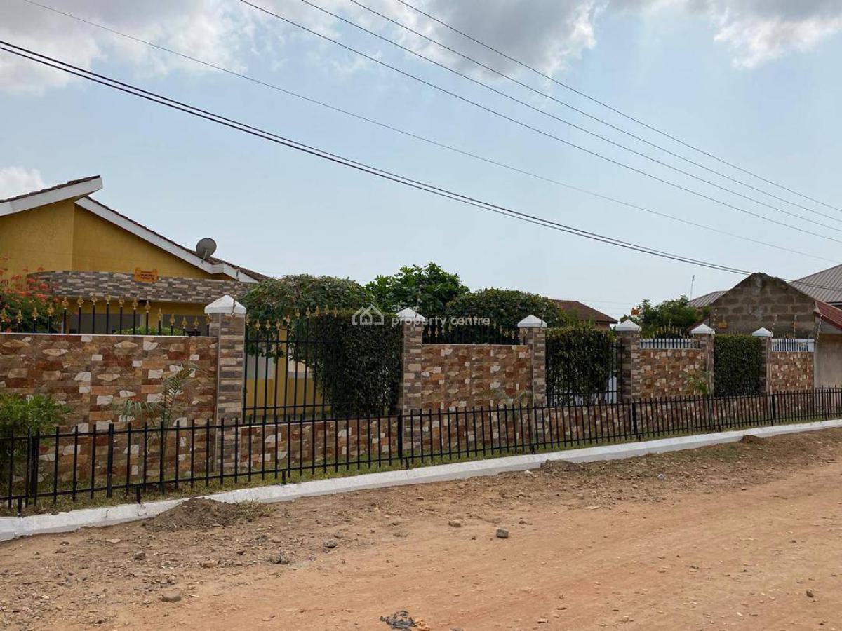 Executive 6 Bedroom, East Airport, Airport Residential Area, Accra, House for Sale