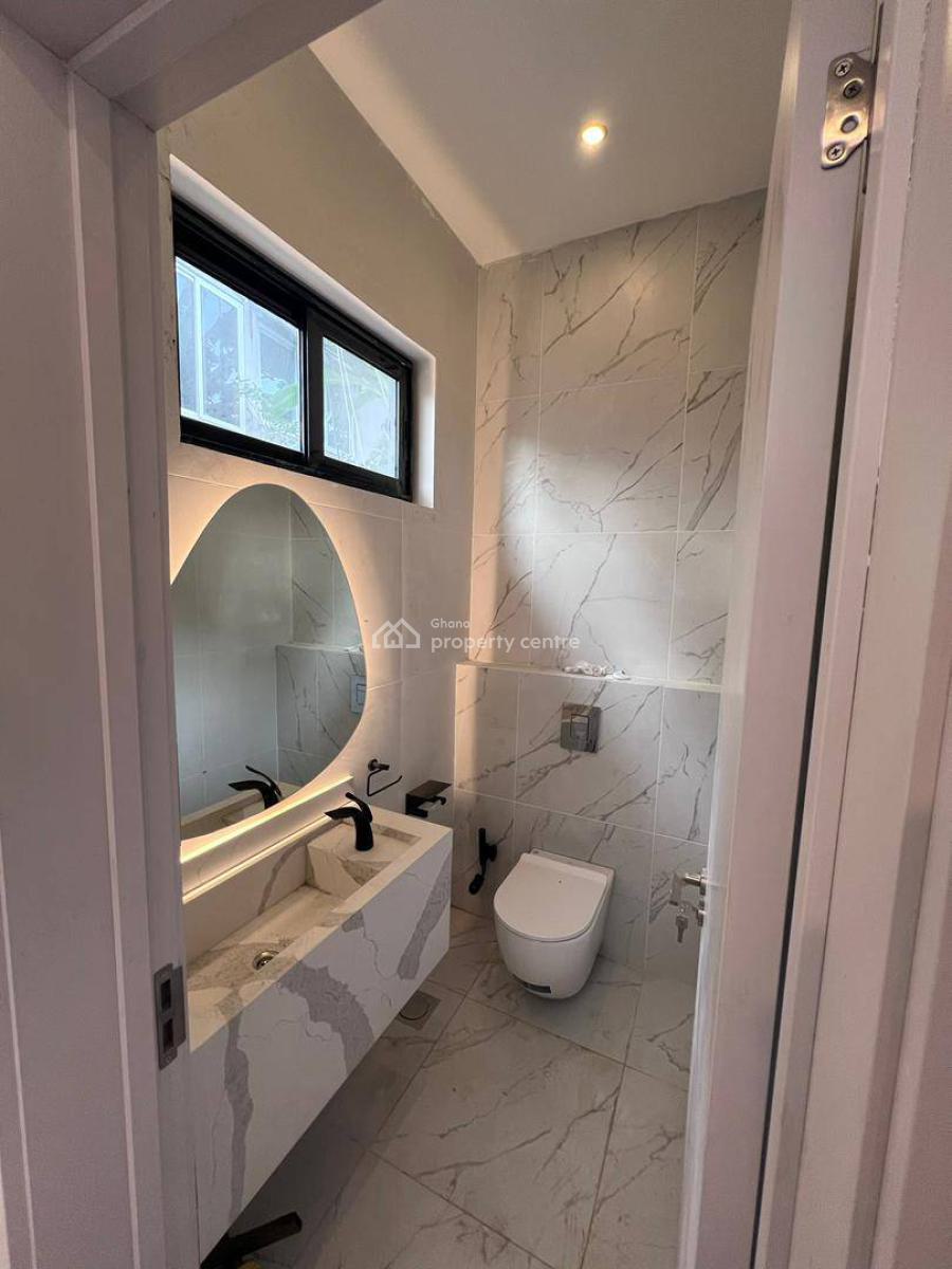 Executive 4 Bedroom, Dzorwulu, Accra, Townhouse for Sale