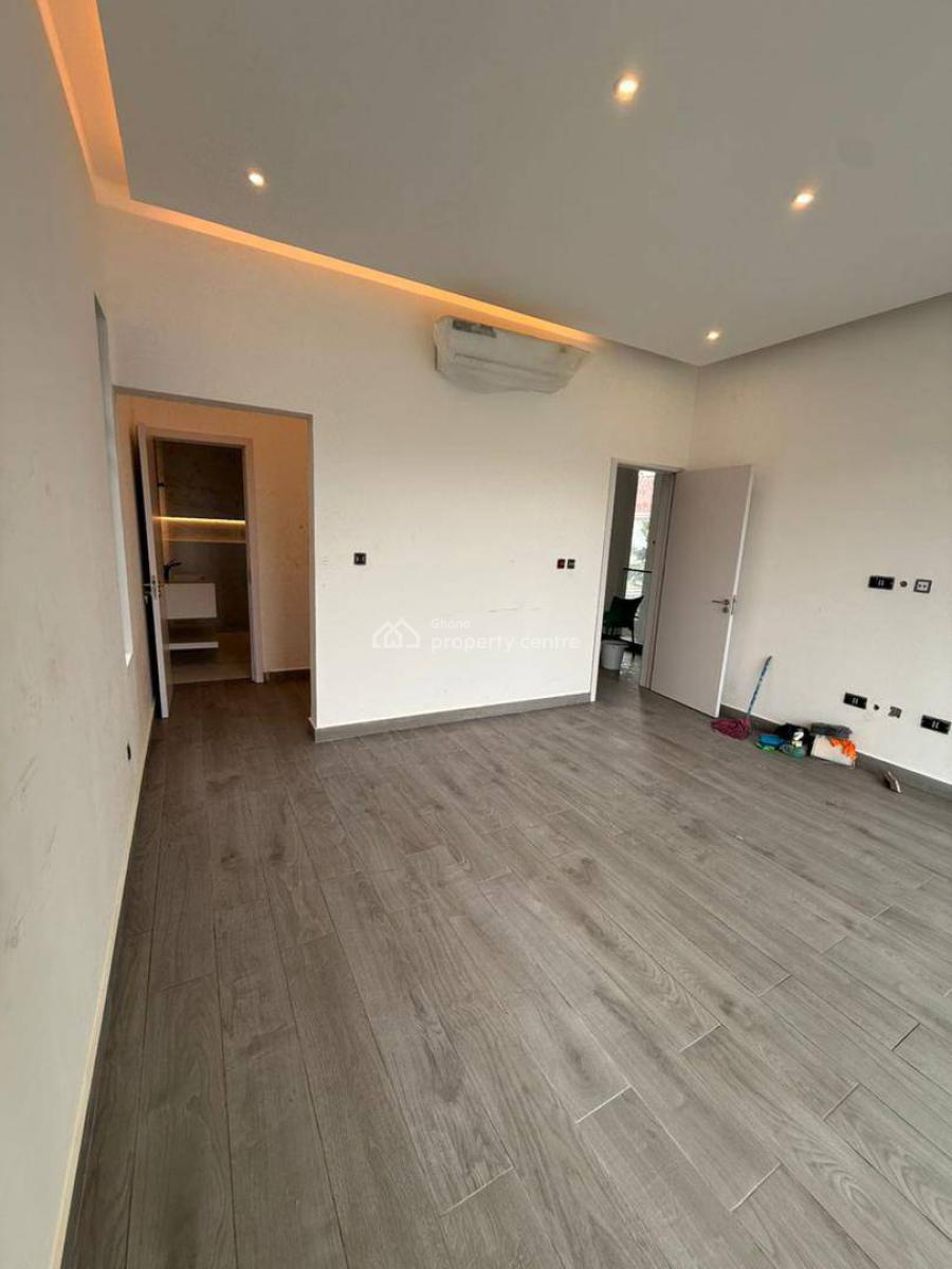 Executive 4 Bedroom, Dzorwulu, Accra, Townhouse for Sale