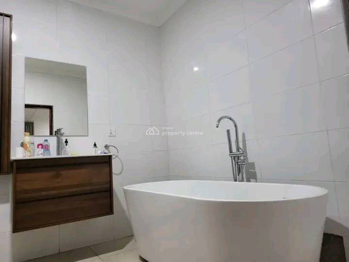 Executive Fully Furnished 5-bedroom, Airport Residential Area, Accra, Townhouse for Rent