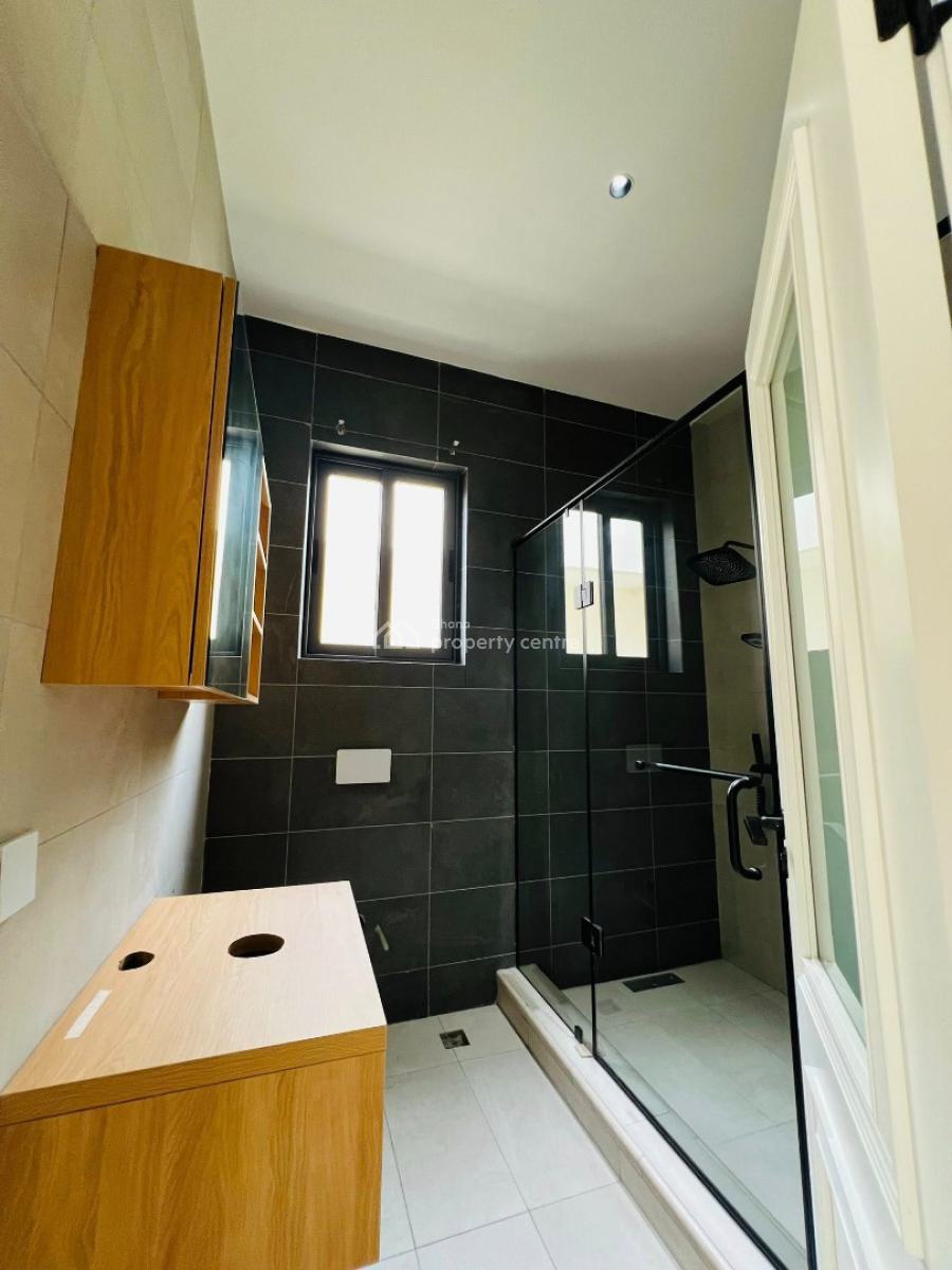 Executive 4 Bedrooms, East Legon, Accra, House for Sale