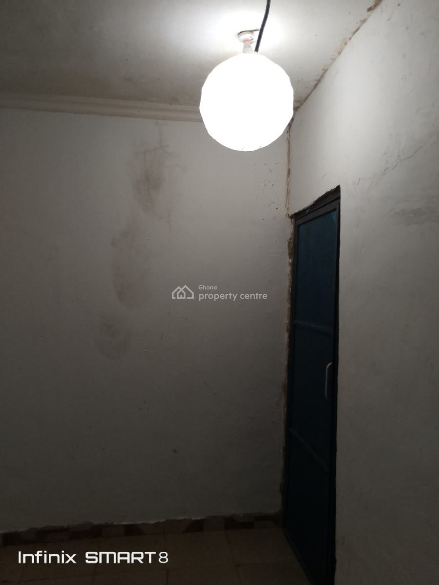 One Bedroom Self Contain, Tse Addo Container, Tse Addo, Accra, House for Rent