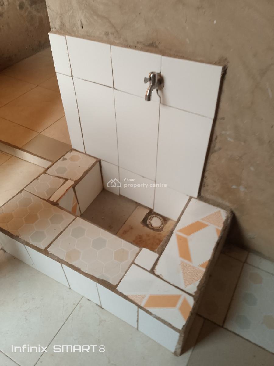 One Bedroom Self Contain, Tse Addo Container, Tse Addo, Accra, House for Rent