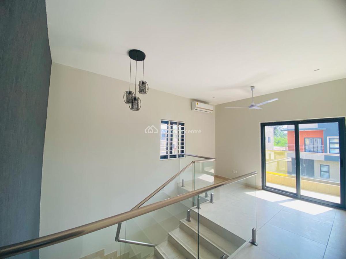 Awesome 3.5 Bedroom, North Legon Extension, Ga East Municipal, Accra, Townhouse for Sale