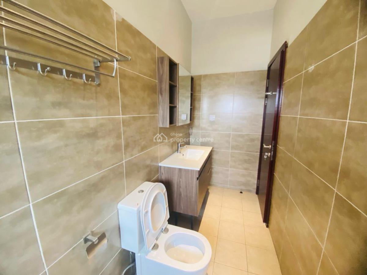 Awesome 3.5 Bedroom, North Legon Extension, Ga East Municipal, Accra, Townhouse for Sale