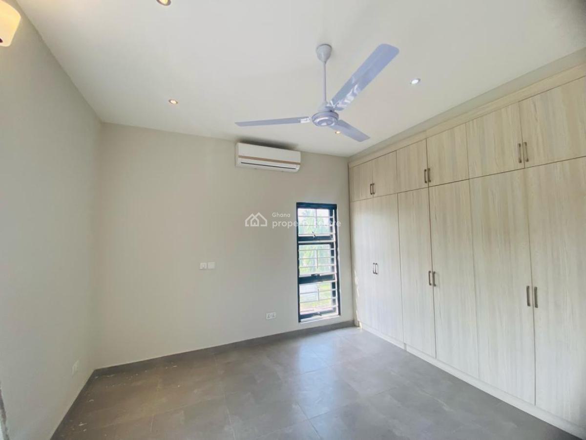 Awesome 3.5 Bedroom, North Legon Extension, Ga East Municipal, Accra, Townhouse for Sale