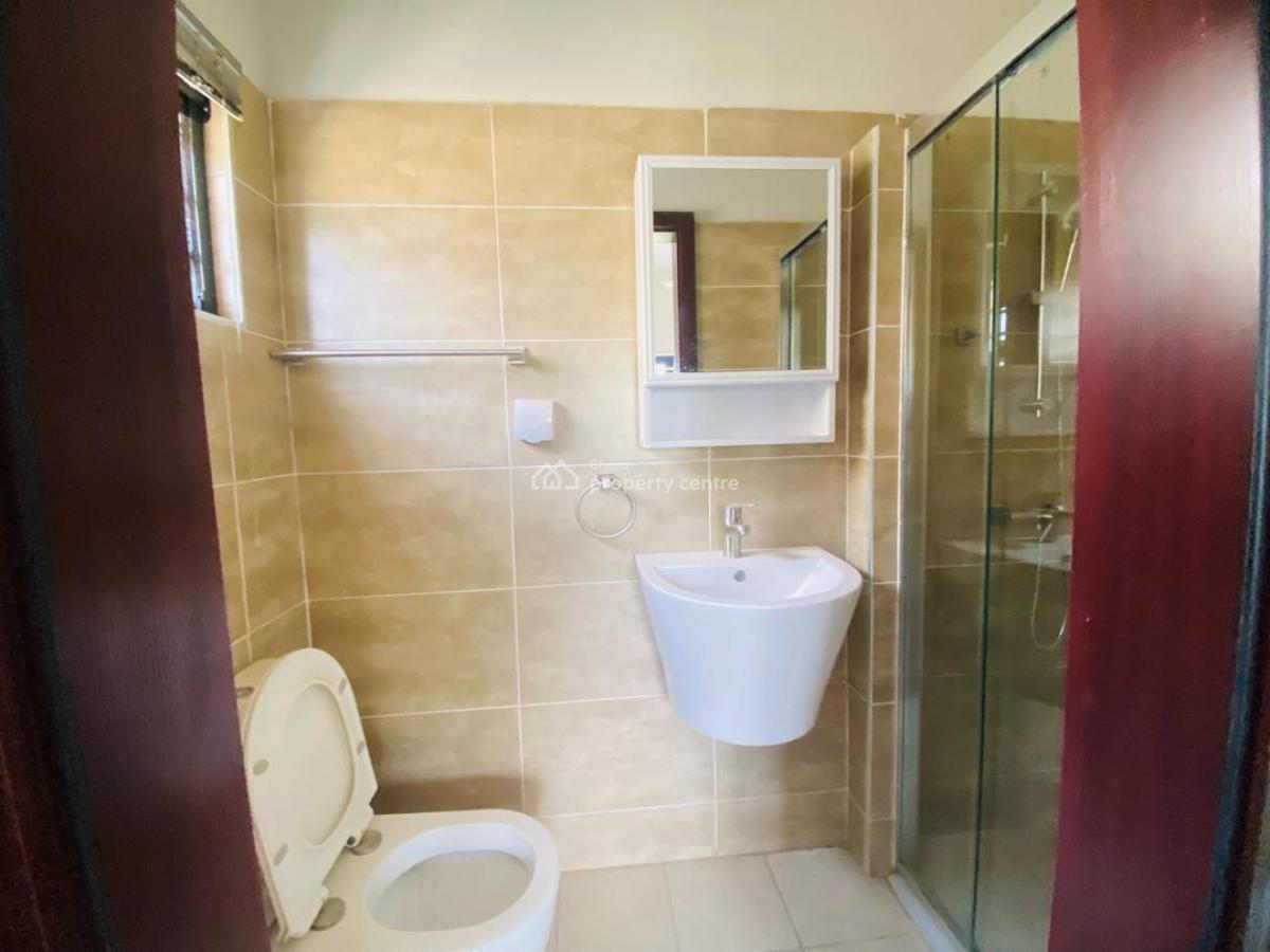 Awesome 3.5 Bedroom, North Legon Extension, Ga East Municipal, Accra, Townhouse for Sale