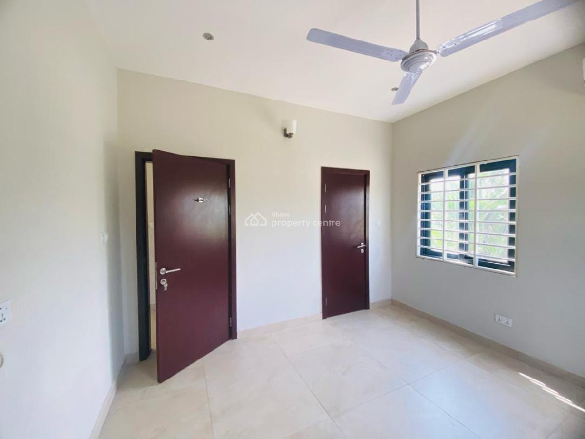 Awesome 3.5 Bedroom, North Legon Extension, Ga East Municipal, Accra, Townhouse for Sale