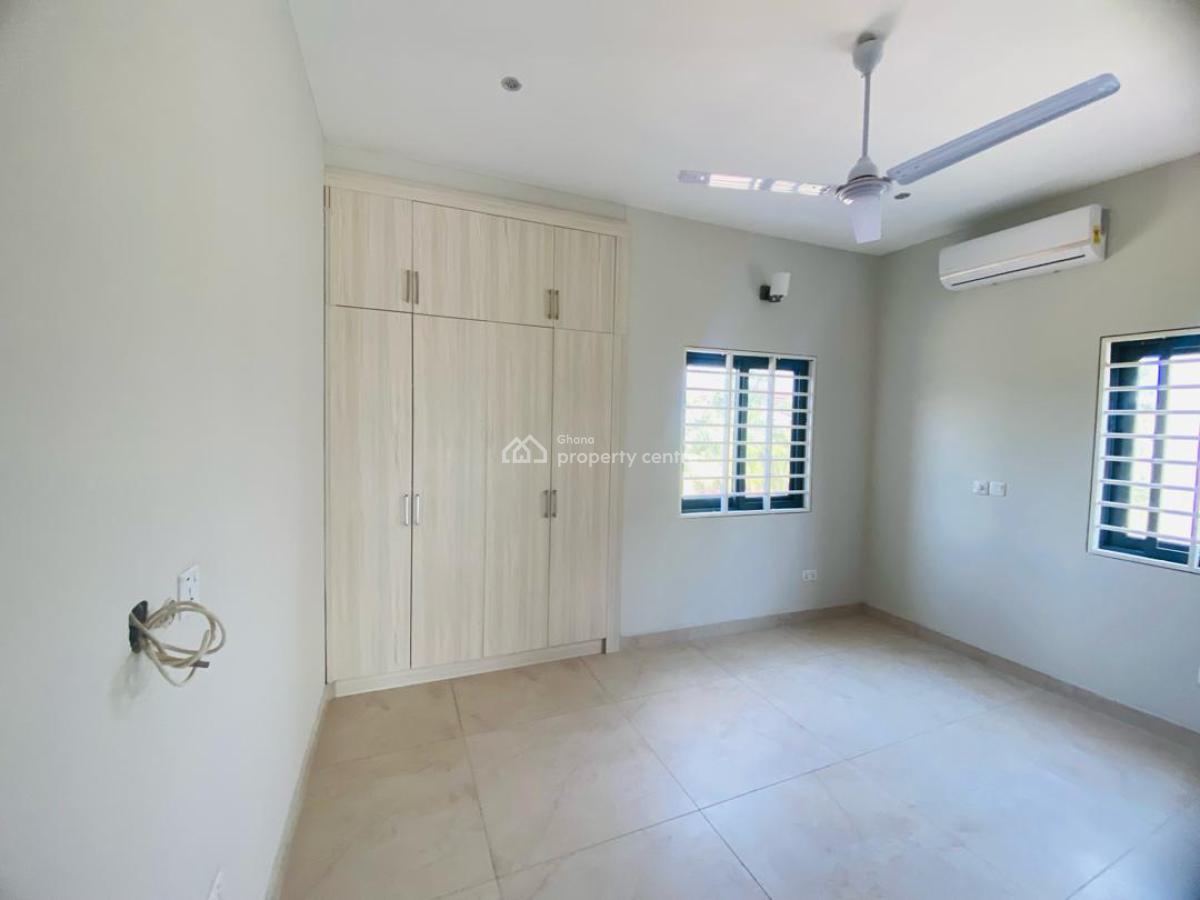 Awesome 3.5 Bedroom, North Legon Extension, Ga East Municipal, Accra, Townhouse for Sale