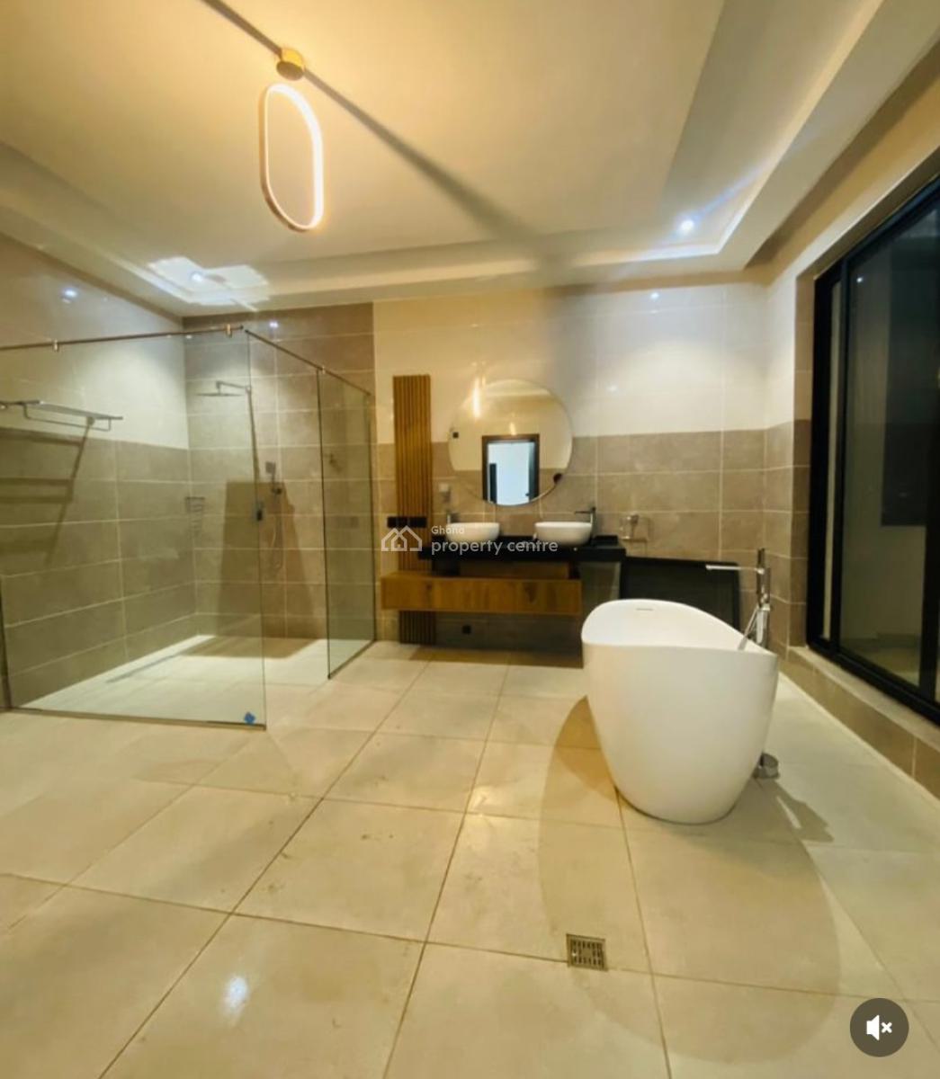 Executive 4 Bedrooms, East Legon (okponglo), Accra, House for Sale