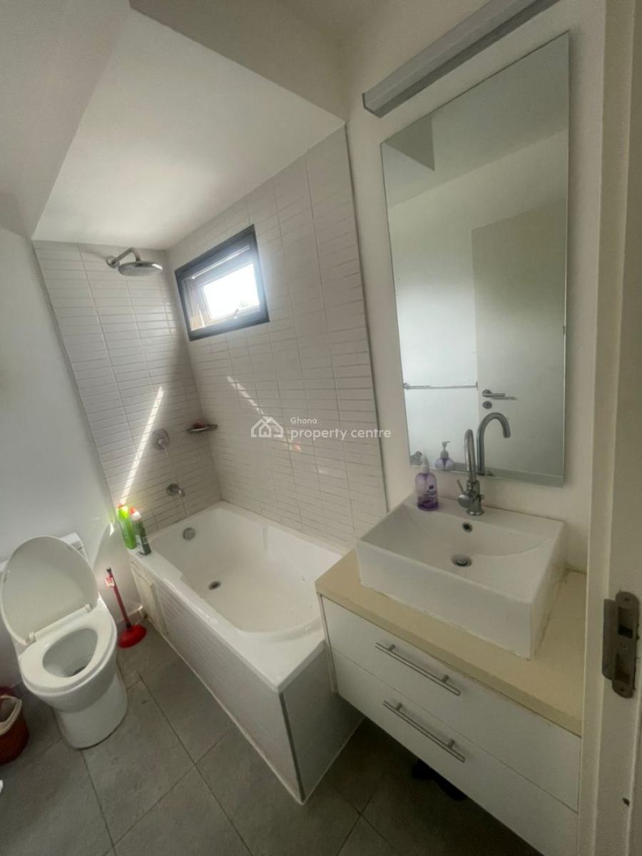 3 Bedroom Semi-detached House, Ayi Mensah Park, Oyarifa, La Nkwantanang Madina Municipal, Accra, Townhouse for Sale