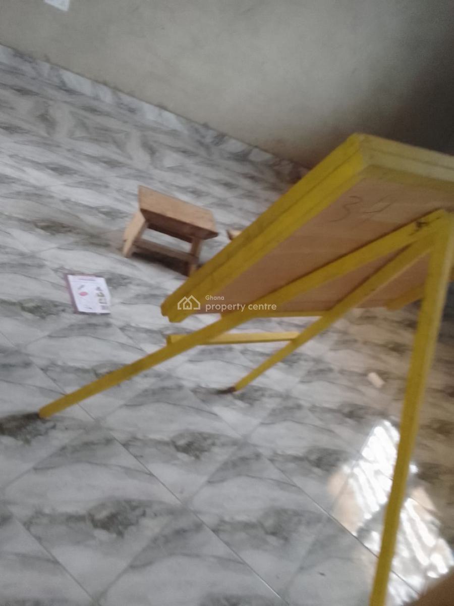 Chamber and Hall, Atonsu Aputuogya, Kumasi Metropolitan, Ashanti, Apartment for Rent