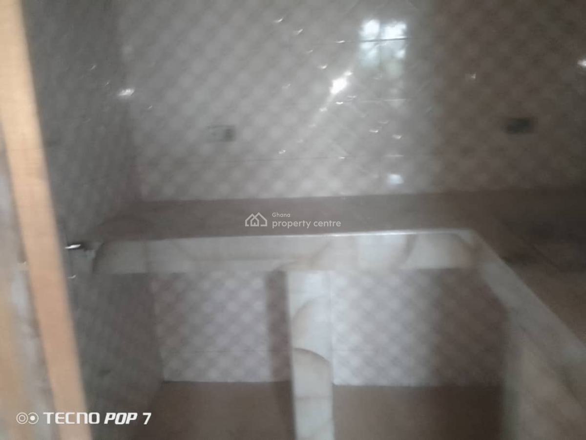 Chamber and Hall, Atonsu Aputuogya, Kumasi Metropolitan, Ashanti, Apartment for Rent