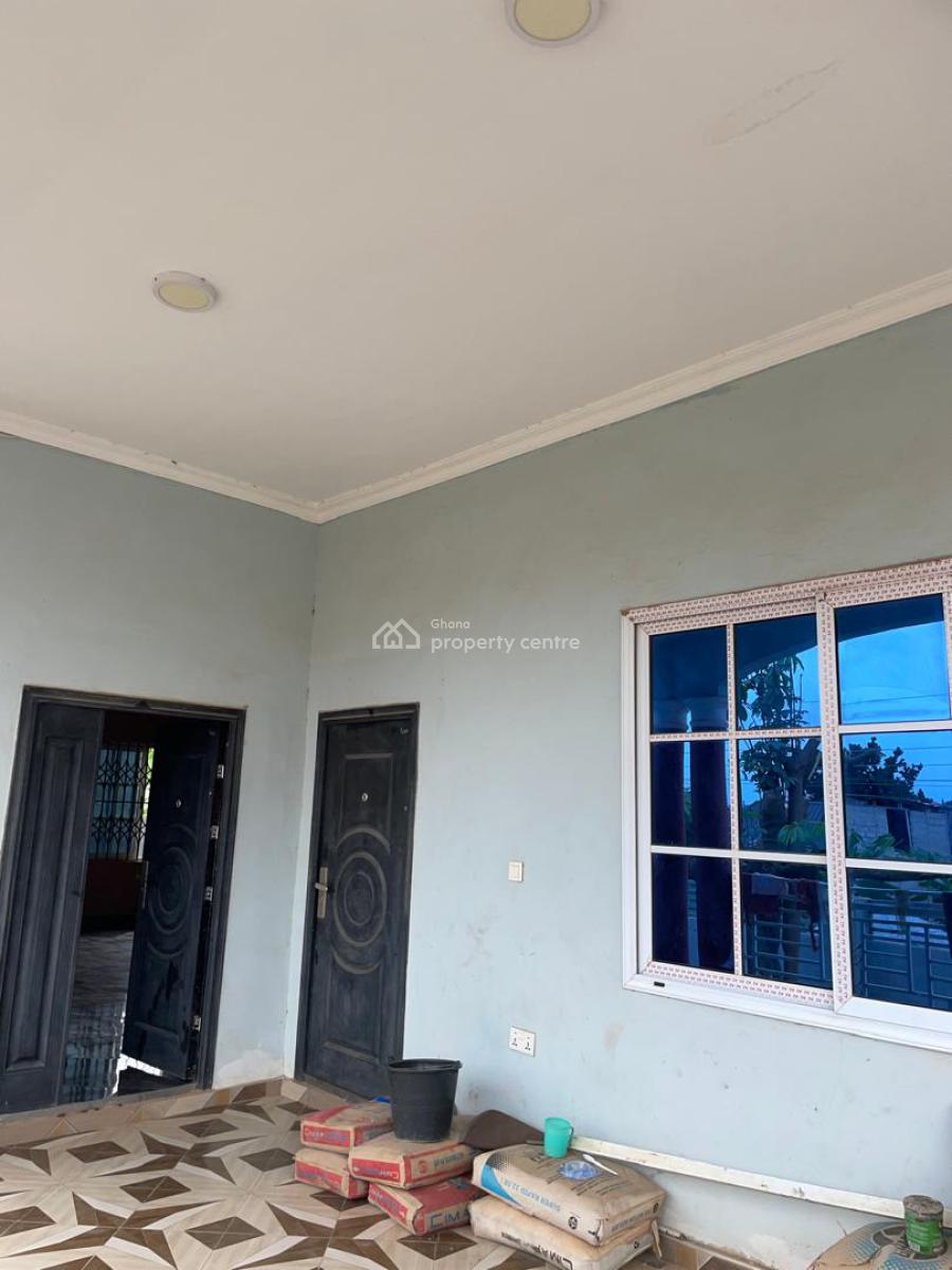 3 Bedrooms Self Compound Or Full House, Sokoban-apaaso, Kumasi Metropolitan, Ashanti, House for Rent
