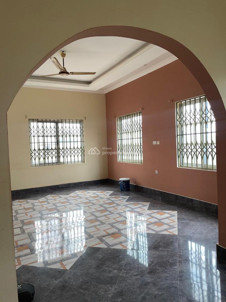 3 Bedrooms Self Compound Or Full House, Sokoban-apaaso, Kumasi Metropolitan, Ashanti, House for Rent