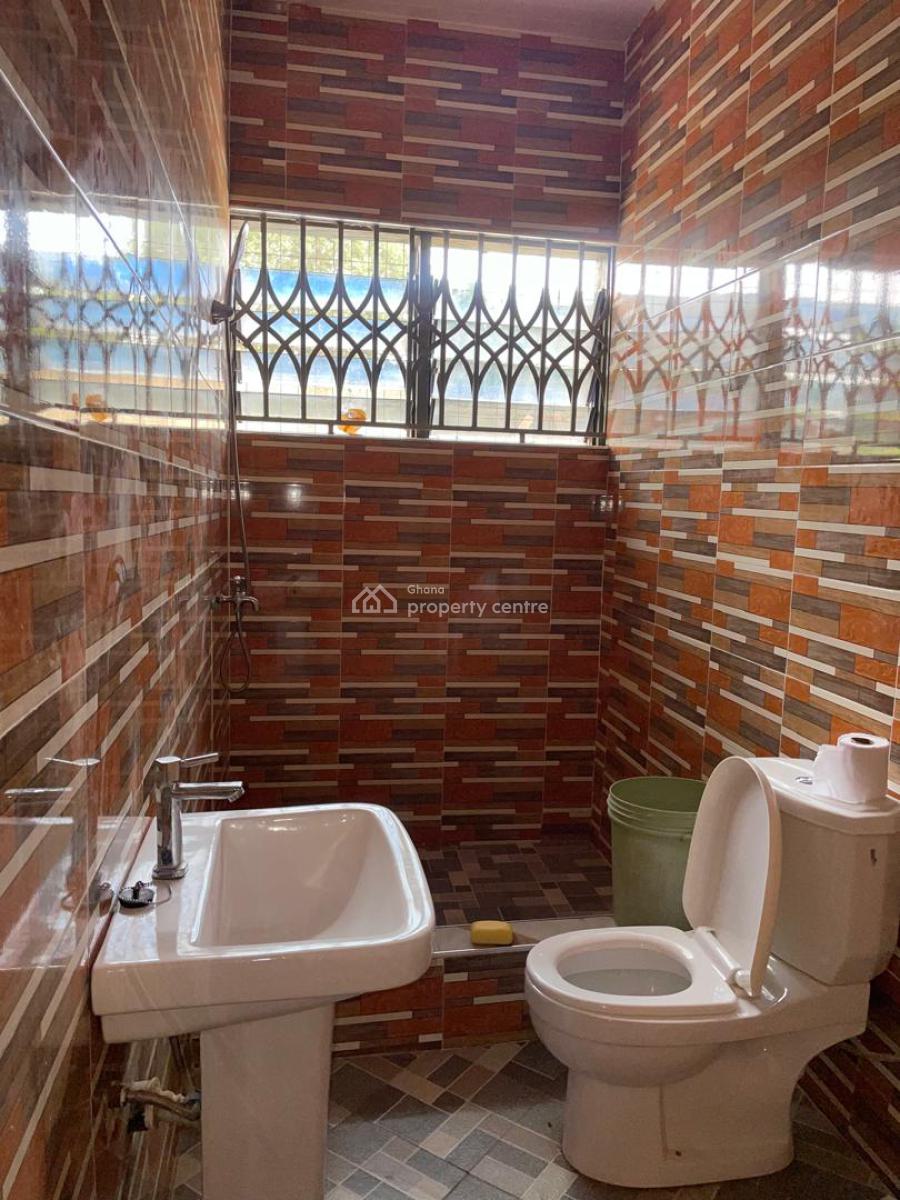 3 Bedrooms Self Compound Or Full House, Sokoban-apaaso, Kumasi Metropolitan, Ashanti, House for Rent