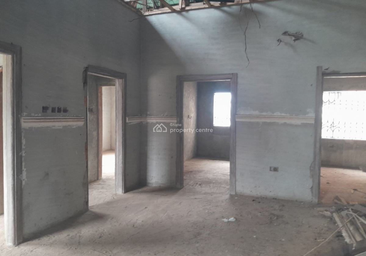 12 Bedrooms, Buobai, Near Asokore Mampong., Kumasi Metropolitan, Ashanti, House for Sale