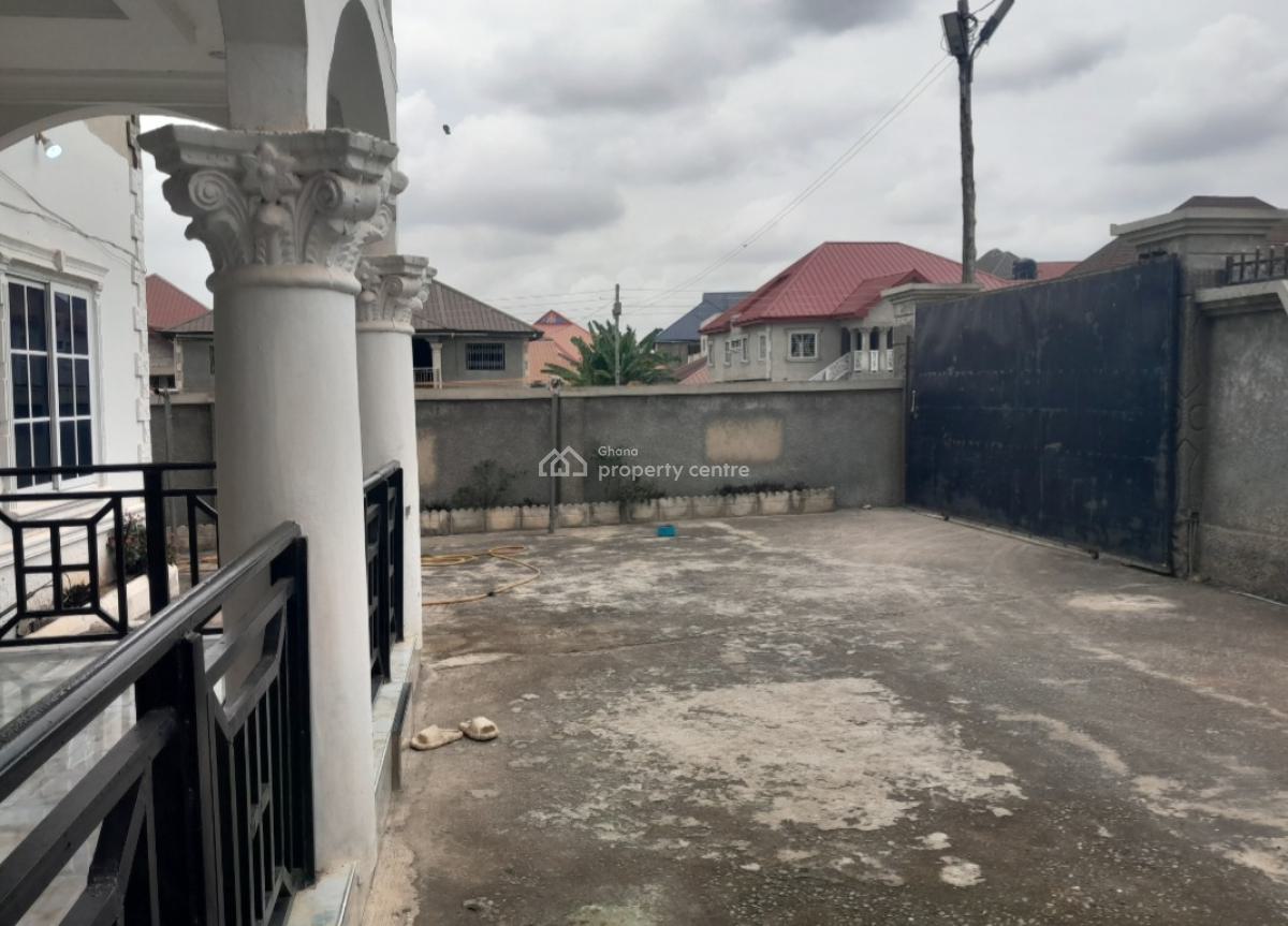 12 Bedrooms, Buobai, Near Asokore Mampong., Kumasi Metropolitan, Ashanti, House for Sale