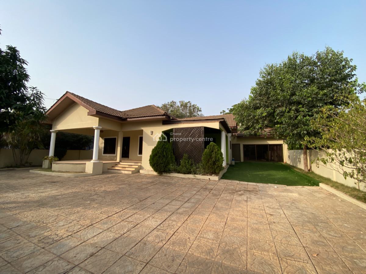 Unfurnished 3 Bedroom Bungalow with Staff Quarters & Backup Generator, Adjiringanor, East Legon, Accra, Detached Bungalow for Rent