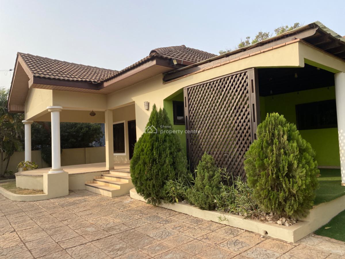 Unfurnished 3 Bedroom Bungalow with Staff Quarters & Backup Generator, Adjiringanor, East Legon, Accra, Detached Bungalow for Rent