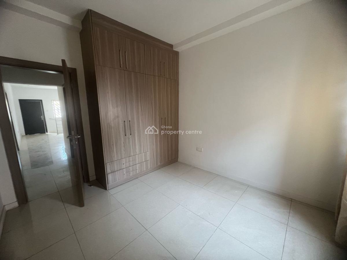 3 Bedroom Townhouse in a Gated Community, East Airport, East Airport, Airport Residential Area, Accra, Townhouse for Rent
