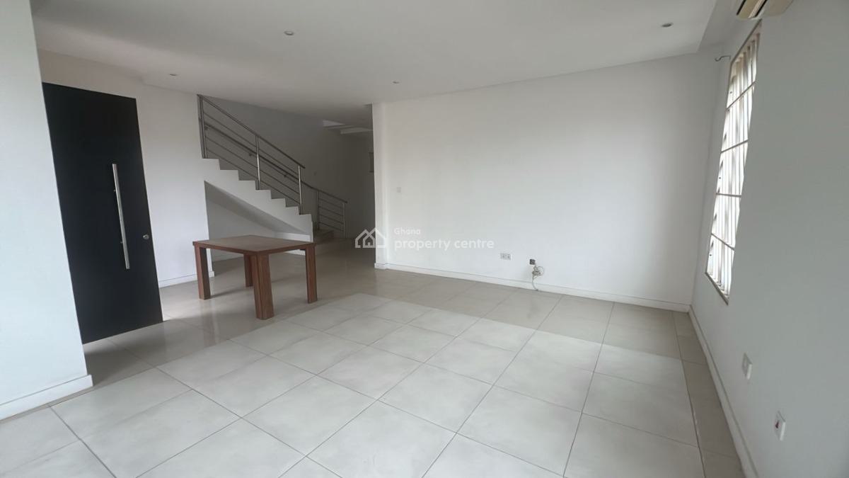 3 Bedroom Townhouse in a Gated Community, East Airport, East Airport, Airport Residential Area, Accra, Townhouse for Rent