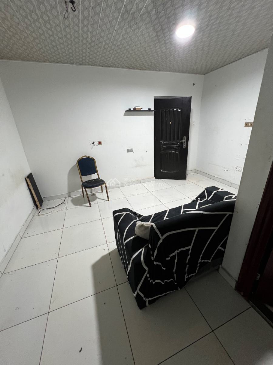 Decent Single Room, Adjiringanor, East Legon, Accra, Apartment for Rent