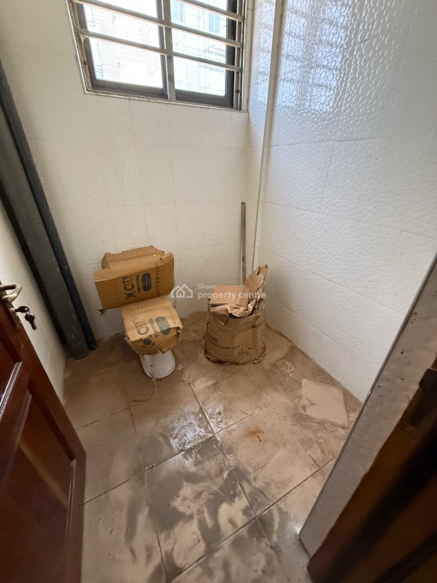 Tema Community 0ne 21 Bdrms with Office, Community 1, Community 1, Tema, Accra, Commercial Property for Rent