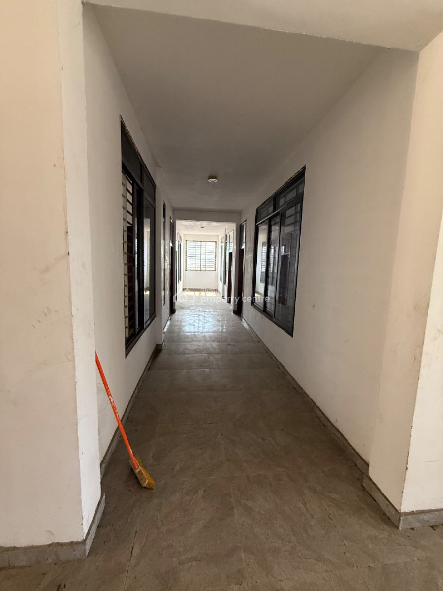 Tema Community 0ne 21 Bdrms with Office, Community 1, Community 1, Tema, Accra, Commercial Property for Rent