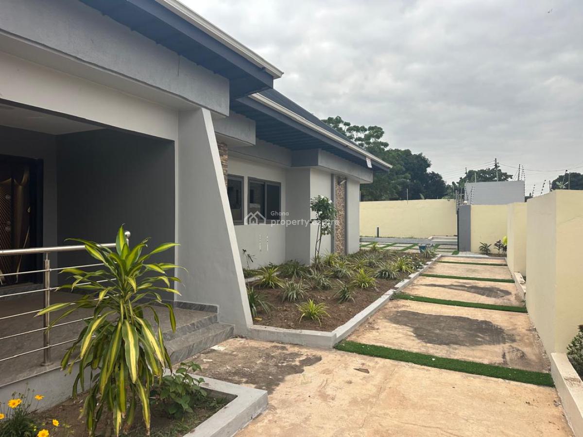 Achimota Executive 3 Bdrms House, Achimota, Achimota, Accra, House for Rent