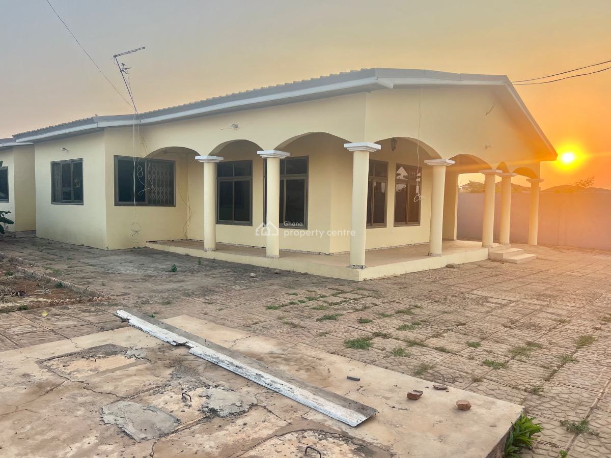 Luxury 4bedrooms House in Tema Com25, Tema Community25, Tema, Accra, House for Sale