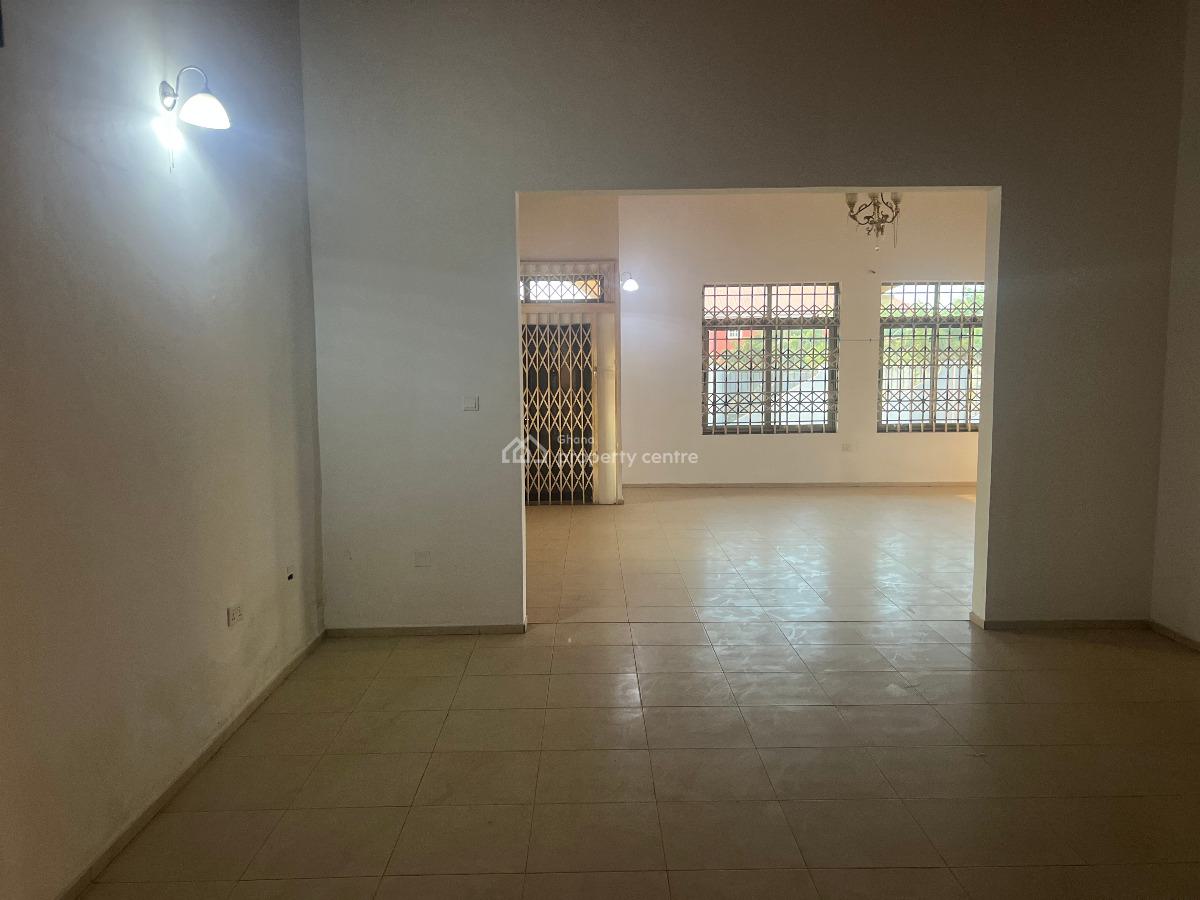 Luxury 4 Bedrooms House I, Community 25, Tema, Accra, House for Sale