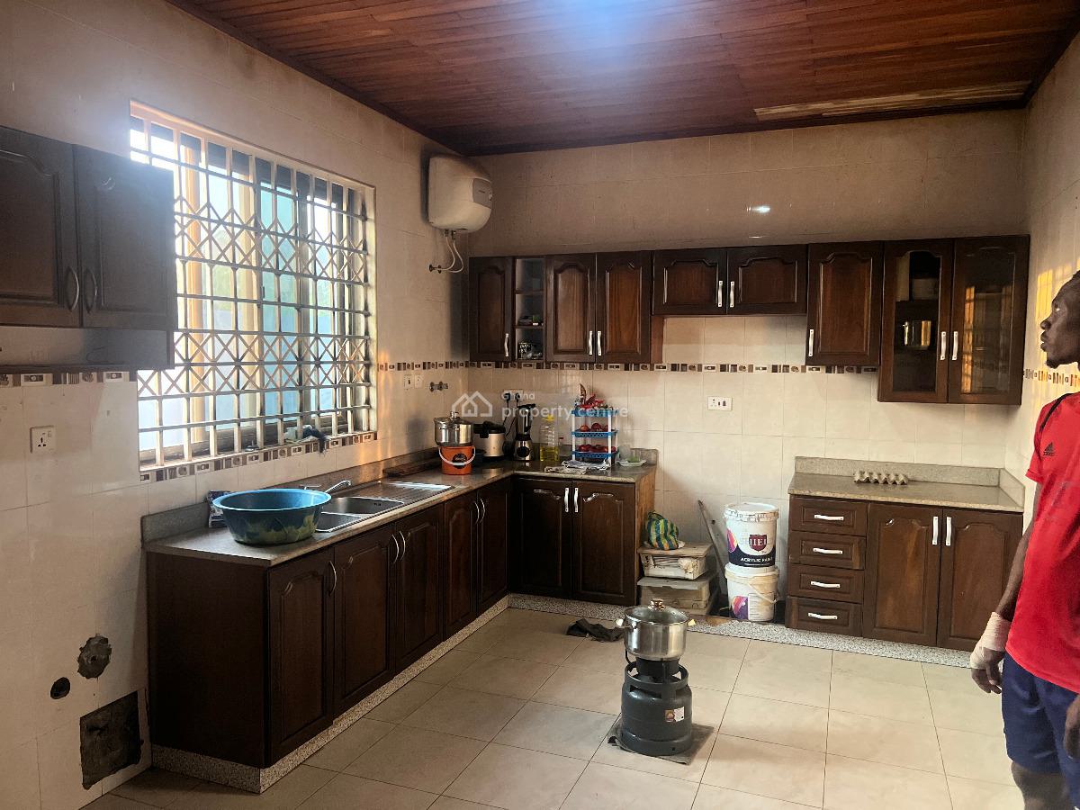 Luxury 4 Bedrooms House I, Community 25, Tema, Accra, House for Sale