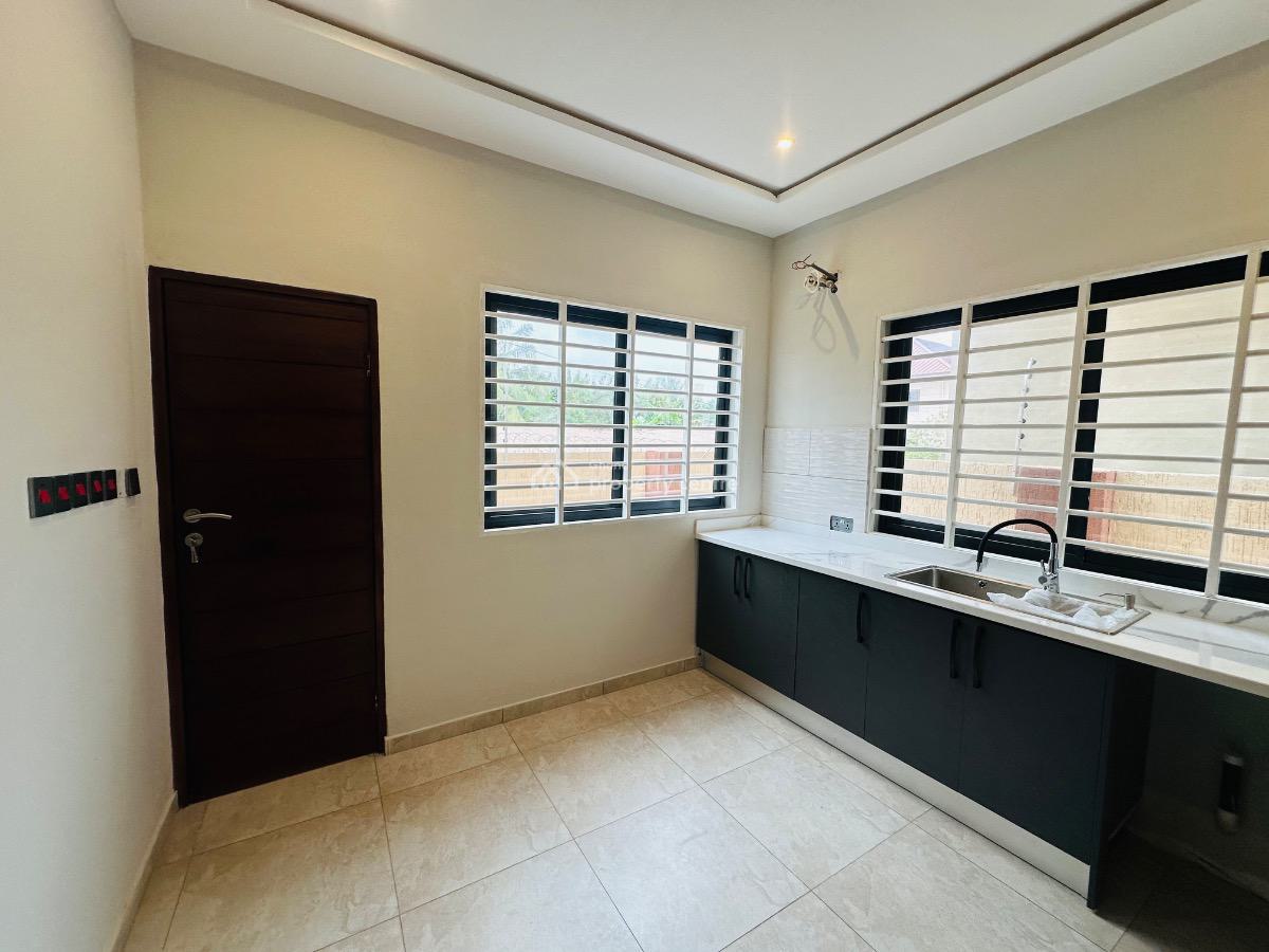 Fine 2 Bedroom, Haatso, Haatso, Ga East Municipal, Accra, Detached Duplex for Rent